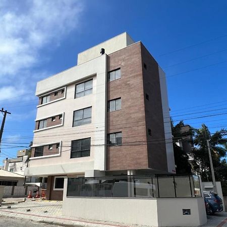 Residencial Yuema Apartment Bombinhas Exterior photo