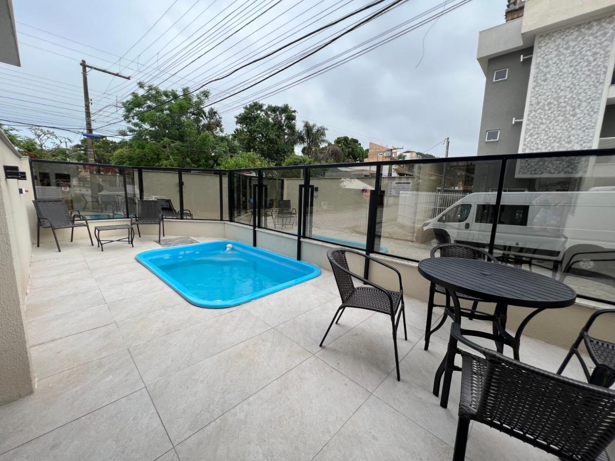Residencial Yuema Apartment Bombinhas Exterior photo